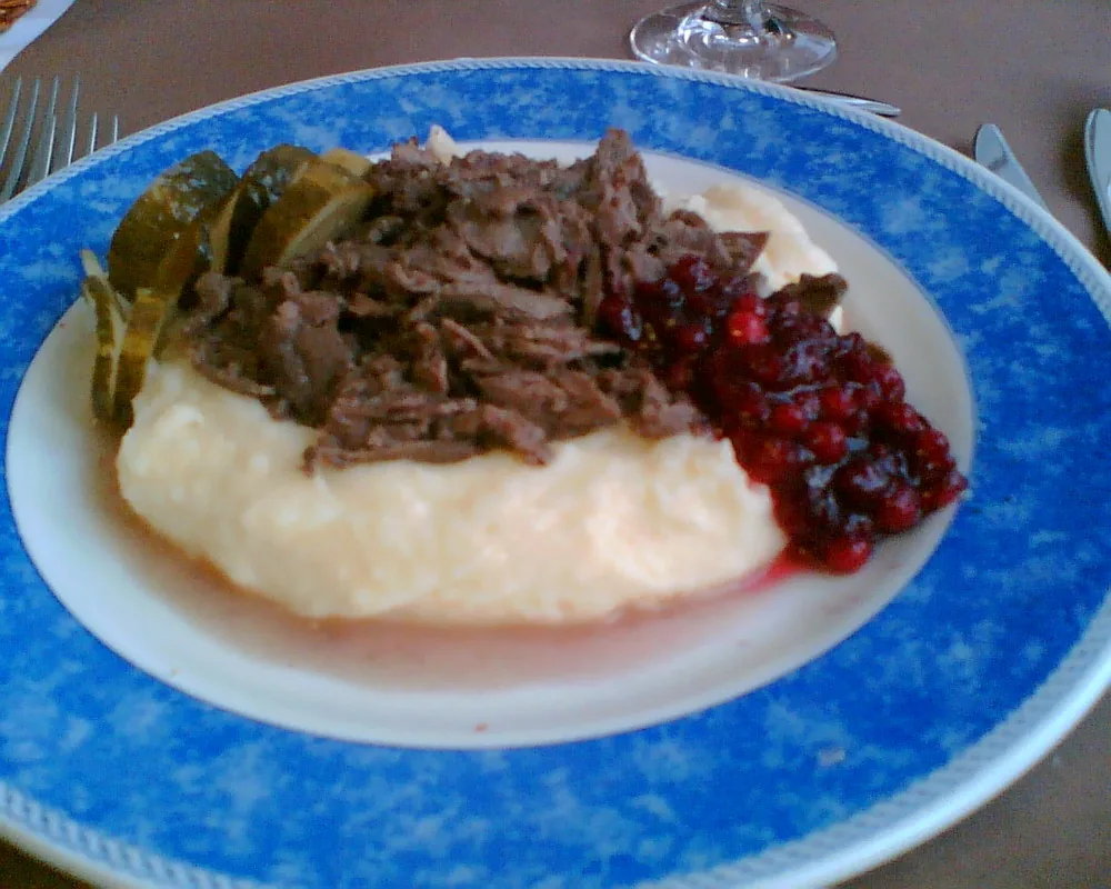 Poronkäristys (Reindeer Stew)
